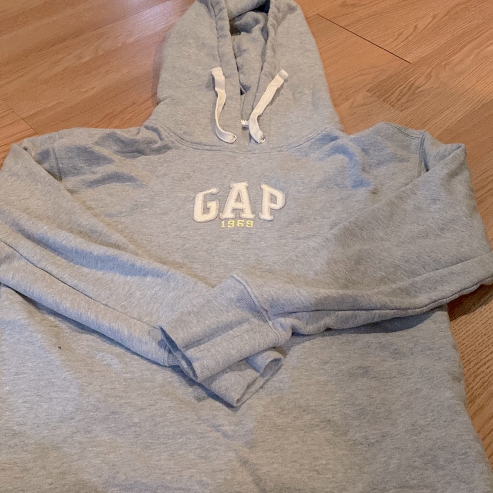 Grey cropped long sleeve